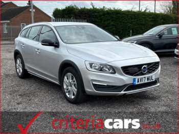 Used Volvo V60 2017 for sale - 74447929: Photo