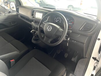 Used Vauxhall Vivaro 2024 for sale - 76424937: Photo