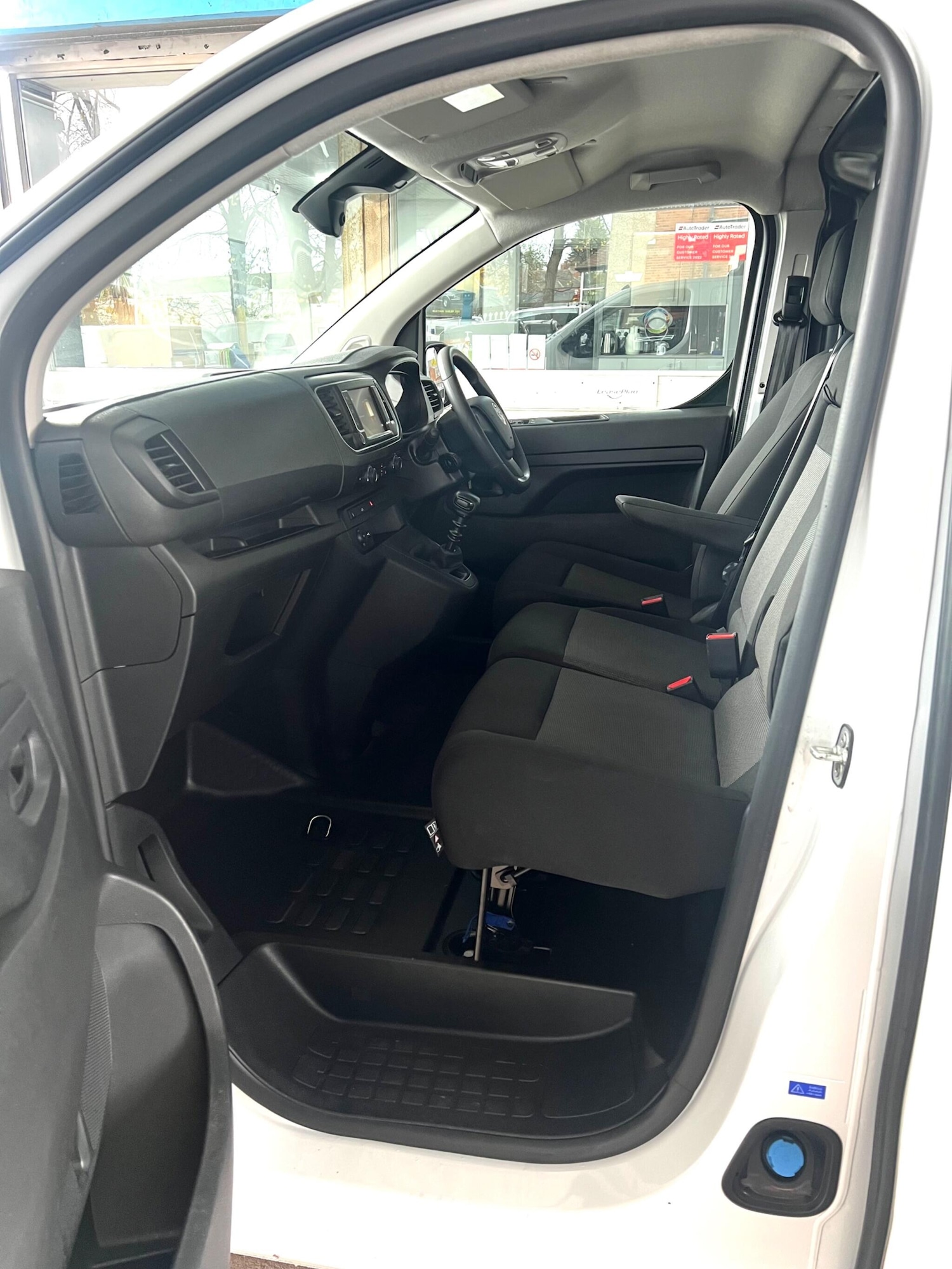 Used Vauxhall Vivaro 2024 for sale - 76424937: Photo 5