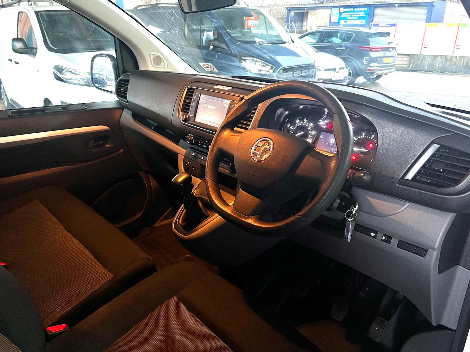 Used Vauxhall Vivaro 2019 for sale - 77191619: Photo 4