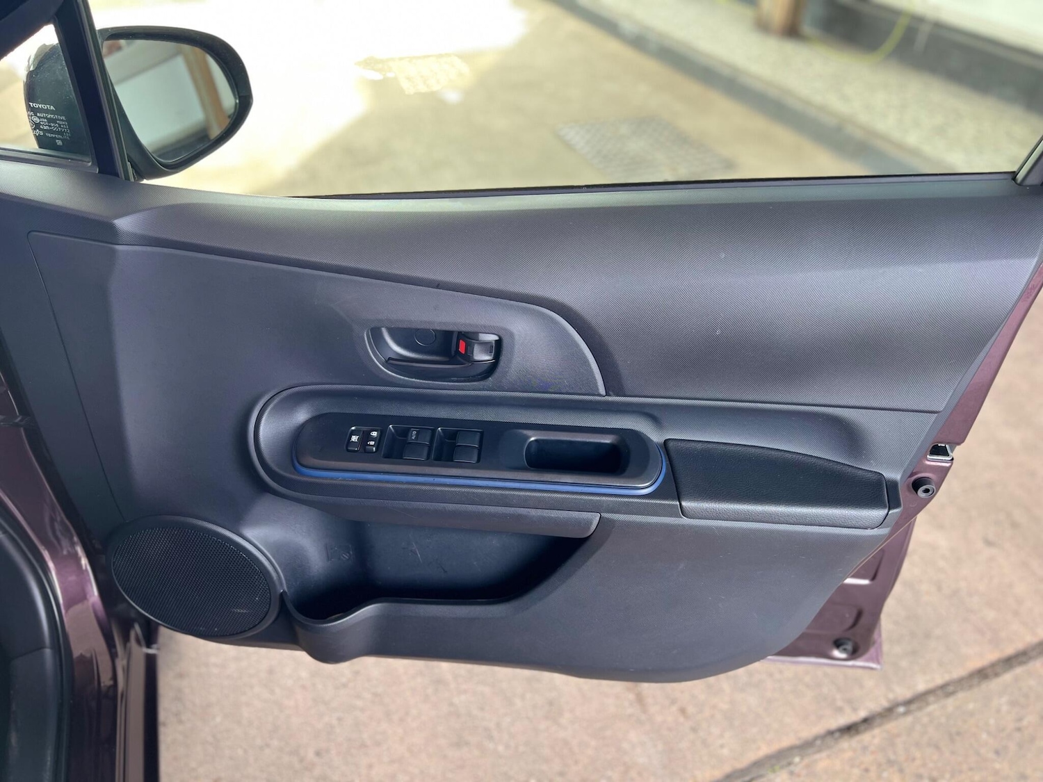 Used Toyota Aqua for sale - 78214800: Photo 10