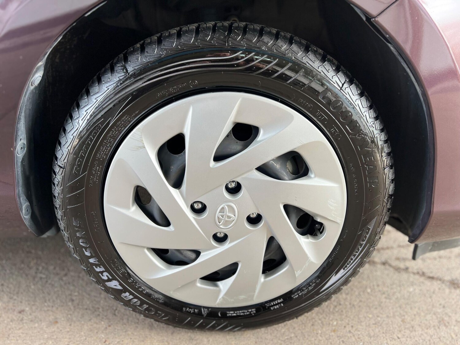 Used Toyota Aqua for sale - 78214800: Photo 13