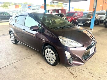 Used Toyota Aqua 2020 for sale - 78214800: Photo