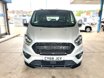 Used Ford Tourneo Custom 2018 for sale - 78609338: Photo