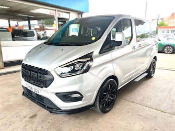 Used Ford Tourneo Custom 2018 for sale - 78609338: Photo