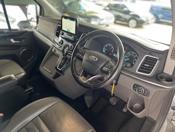 Used Ford Tourneo Custom 2018 for sale - 78609338: Photo
