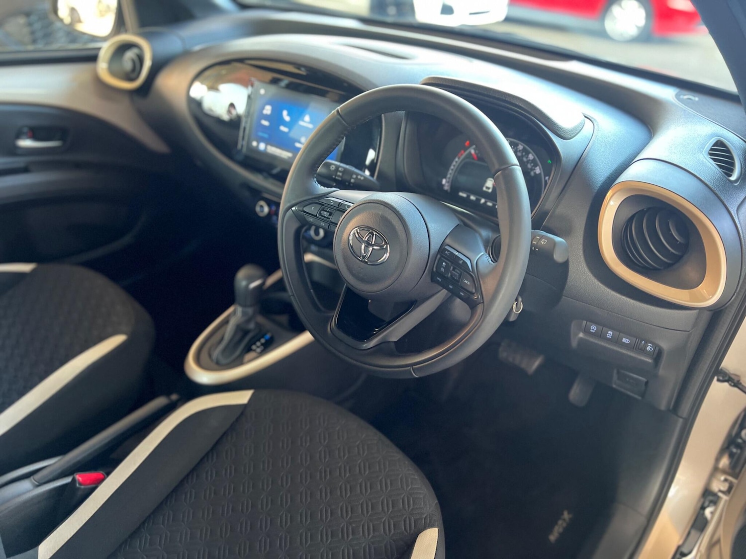 Used Toyota Aygo X 2024 for sale - 78046915: Photo 4