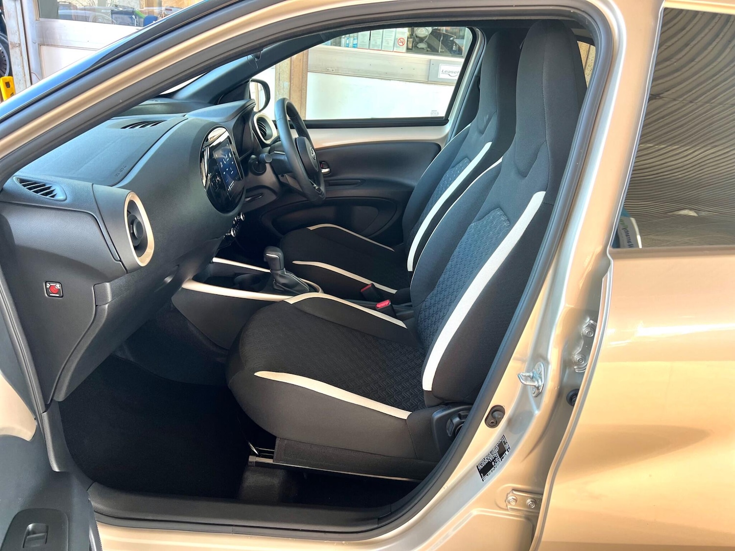 Used Toyota Aygo X 2024 for sale - 78046915: Photo 5