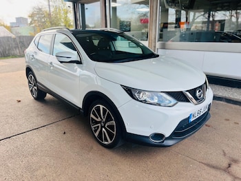 Used Nissan Qashqai 2016 for sale - 76456834: Photo