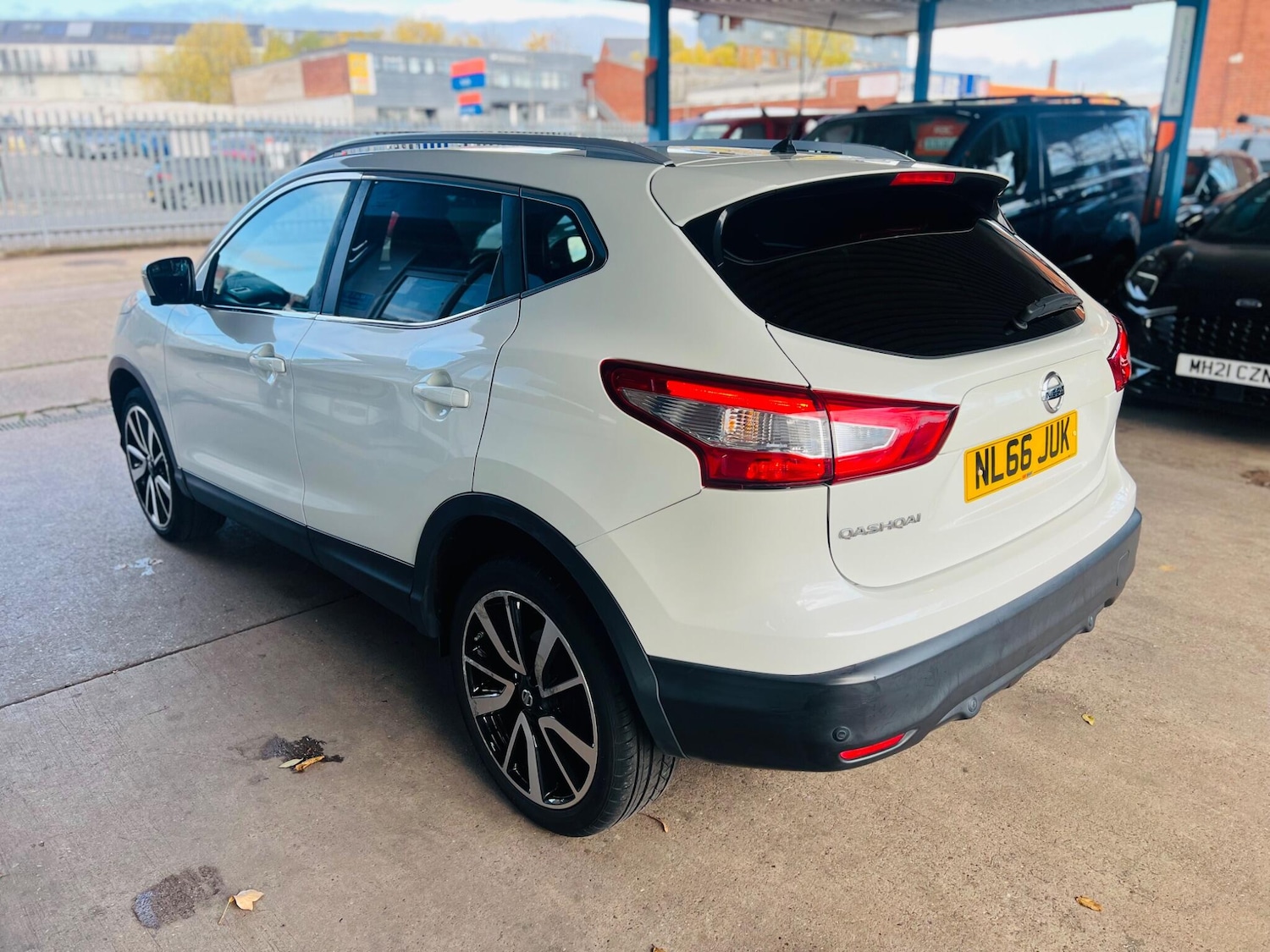 Used Nissan Qashqai 2016 for sale - 76456834: Photo 4