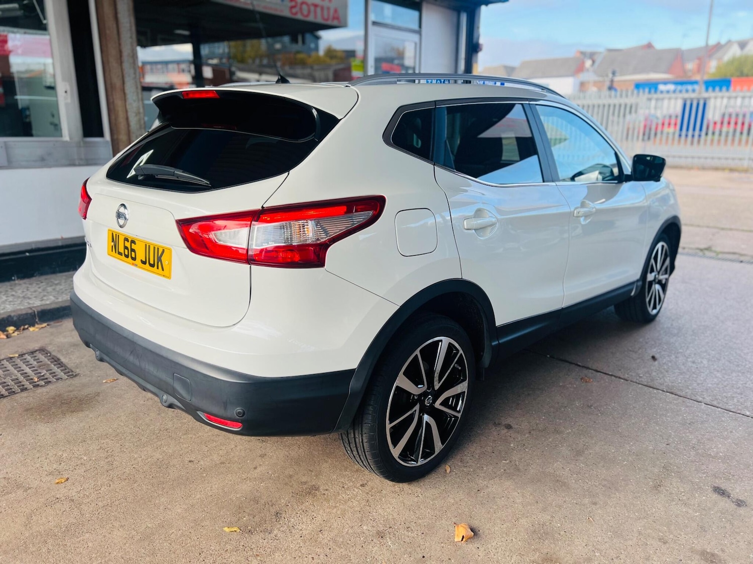 Used Nissan Qashqai 2016 for sale - 76456834: Photo 6