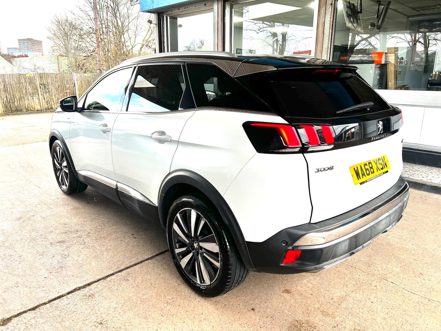 Used Peugeot 3008 2018 for sale - 77344393: Photo 5
