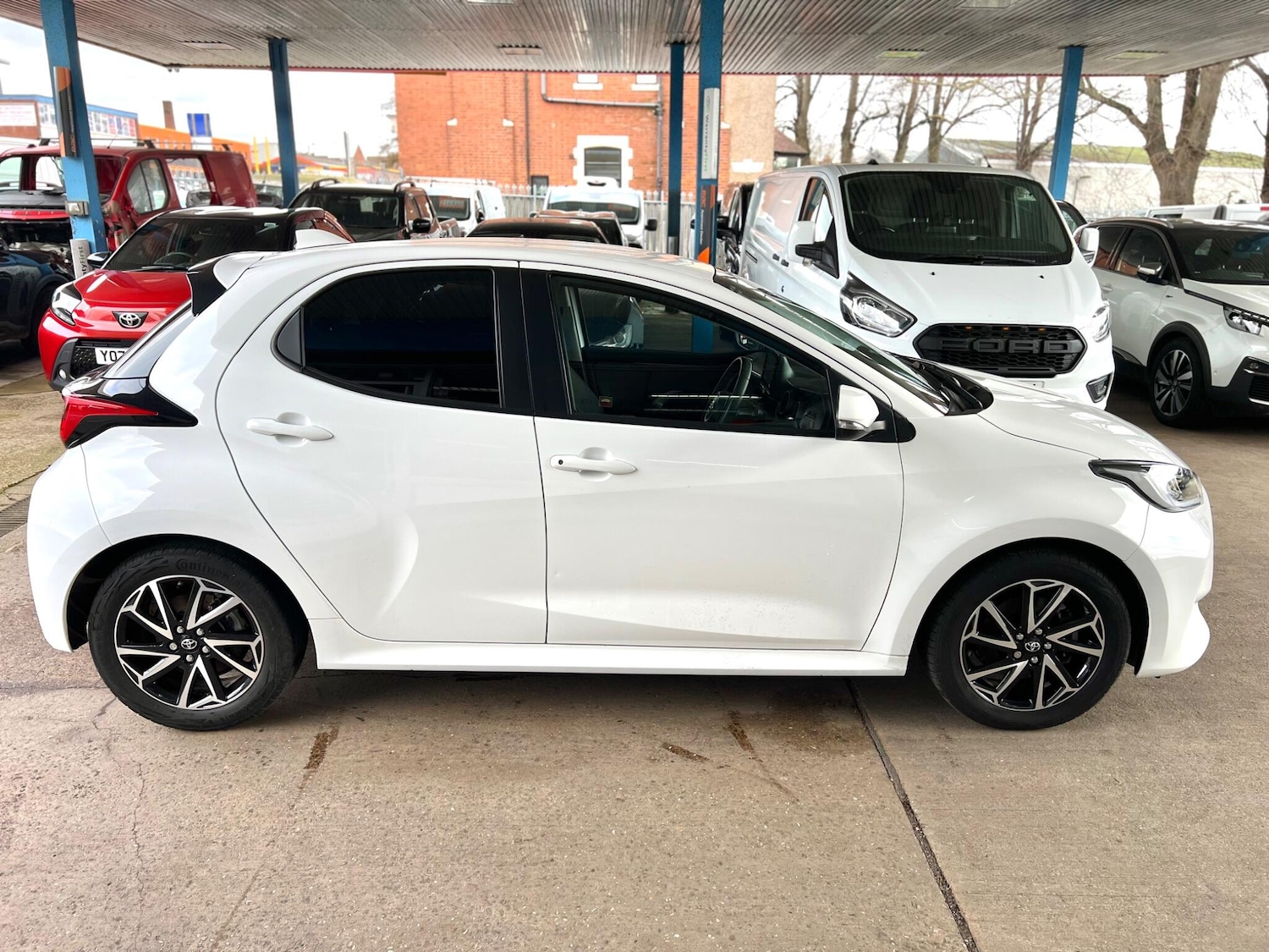 Used Toyota Yaris for sale - 77704732: Photo 13