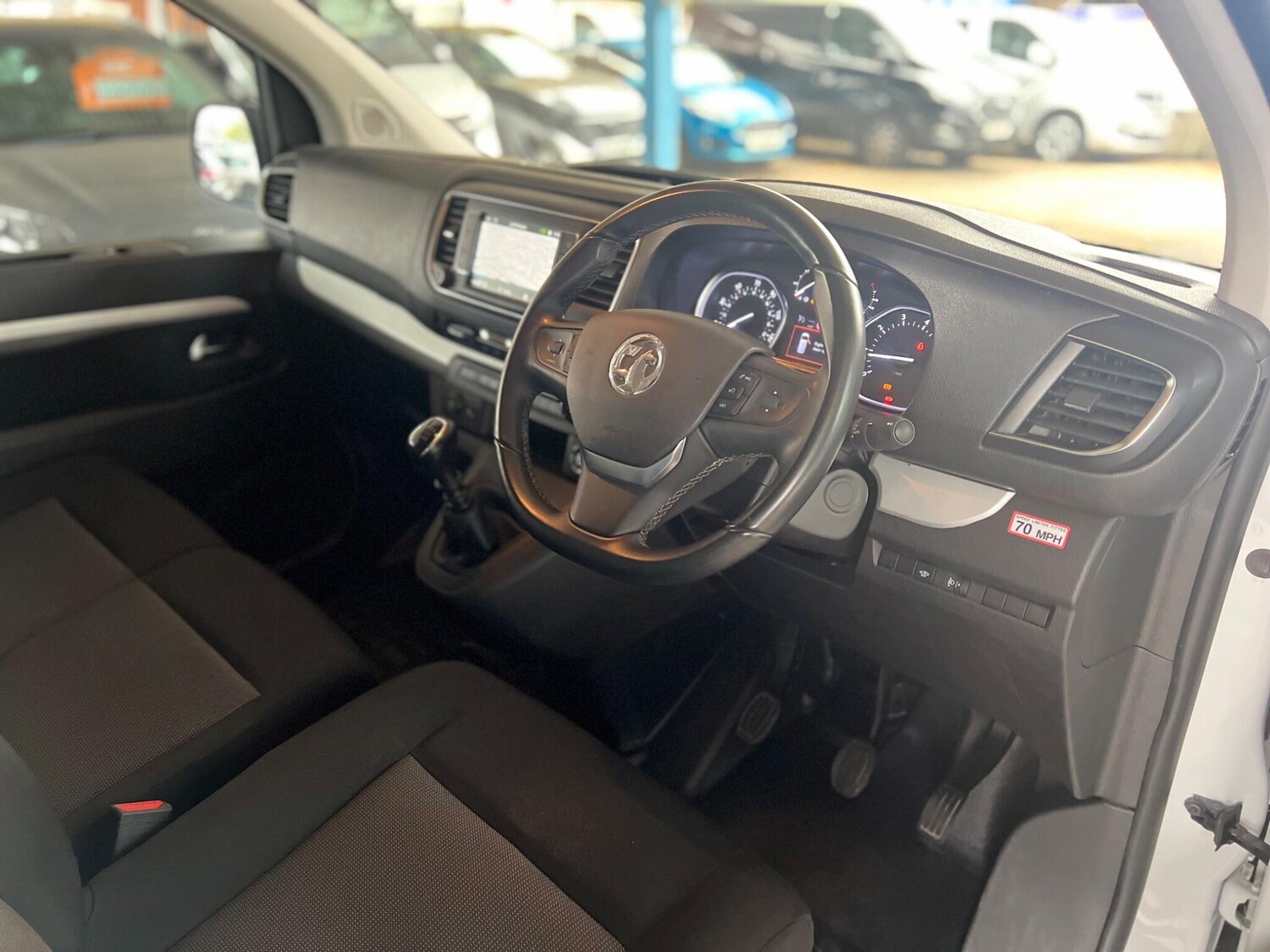 Used Vauxhall Vivaro 2023 for sale - 76270977: Photo 4
