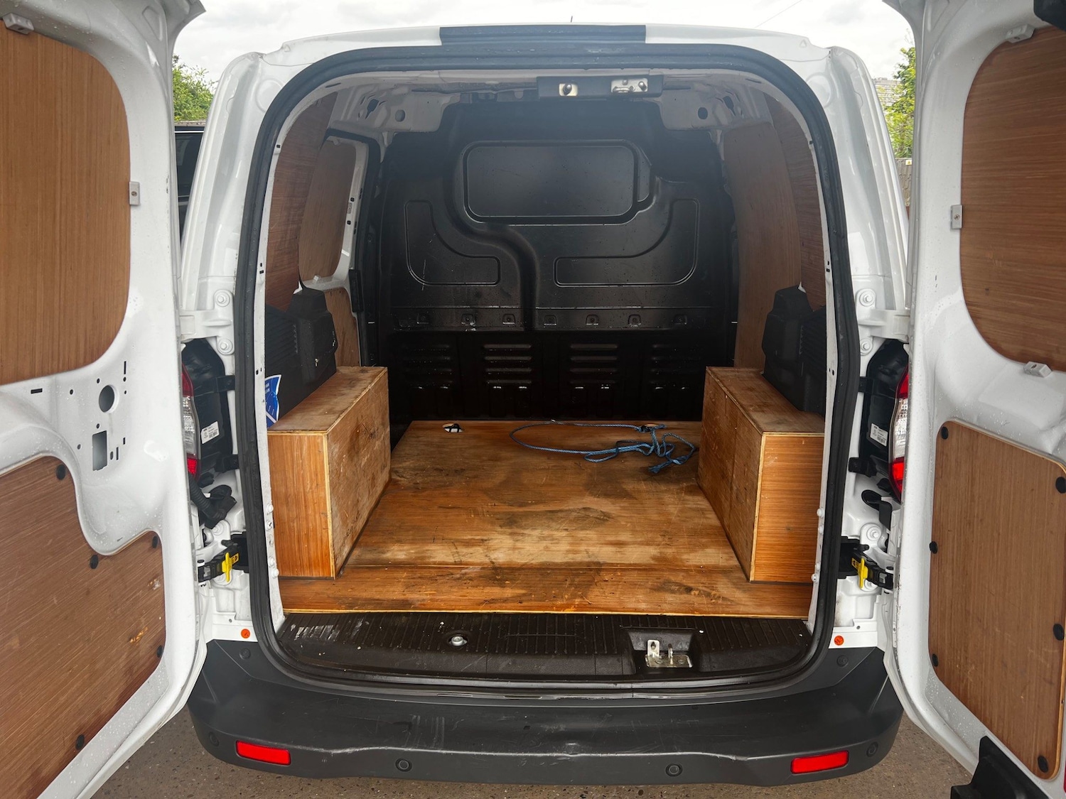 Used Ford Transit Courier 2020 for sale - 76802079: Photo 15
