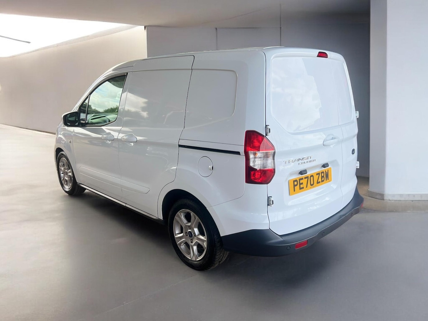 Used Ford Transit Courier 2020 for sale - 76802079: Photo 18