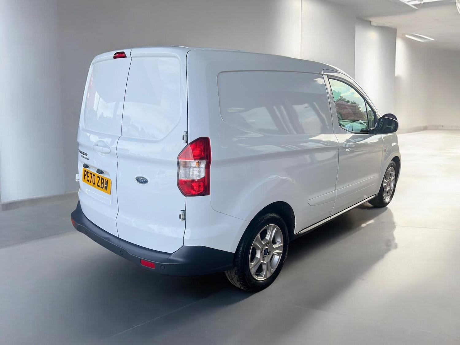 Used Ford Transit Courier 2020 for sale - 76802079: Photo 20