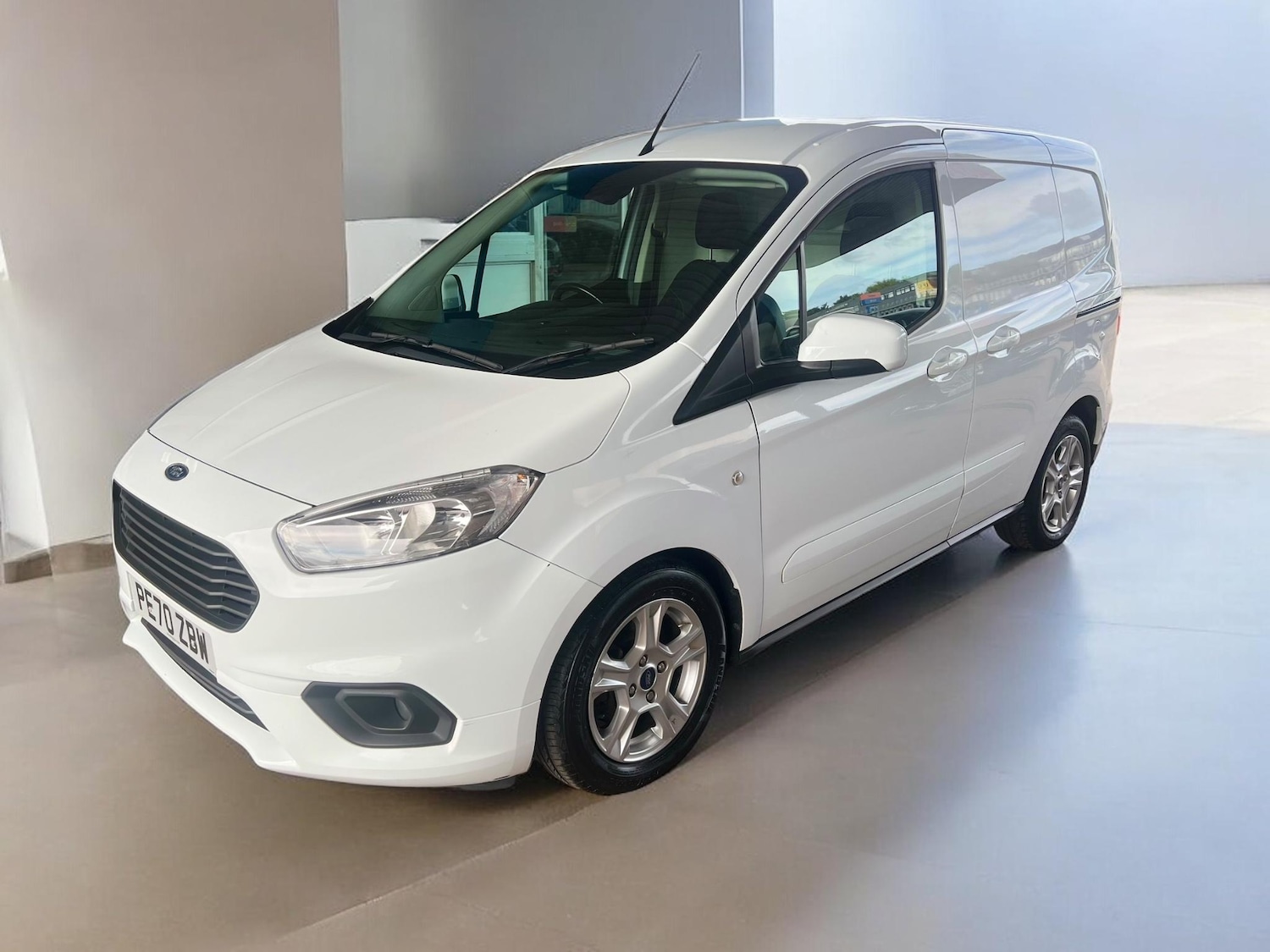 Used Ford Transit Courier 2020 for sale - 76802079: Photo 3