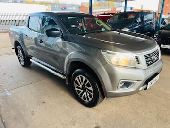 Used Nissan Navara 2019 for sale - 76498588: Photo
