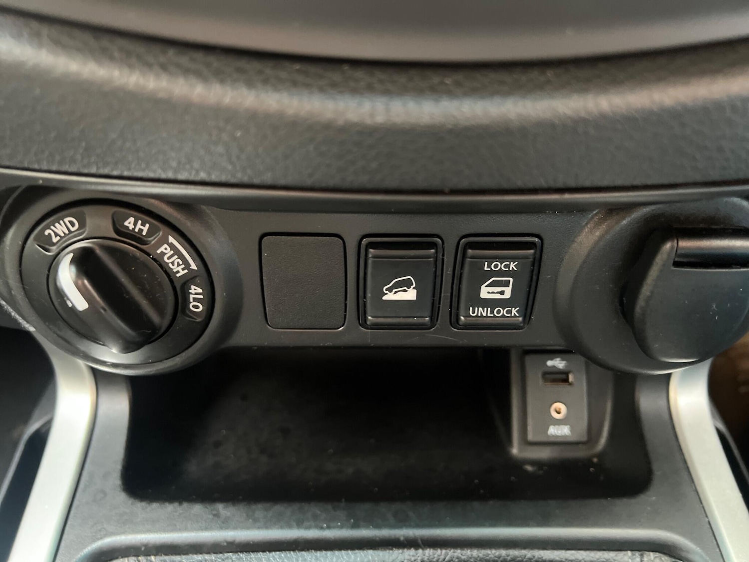 Used Nissan Navara 2019 for sale - 76498588: Photo 20