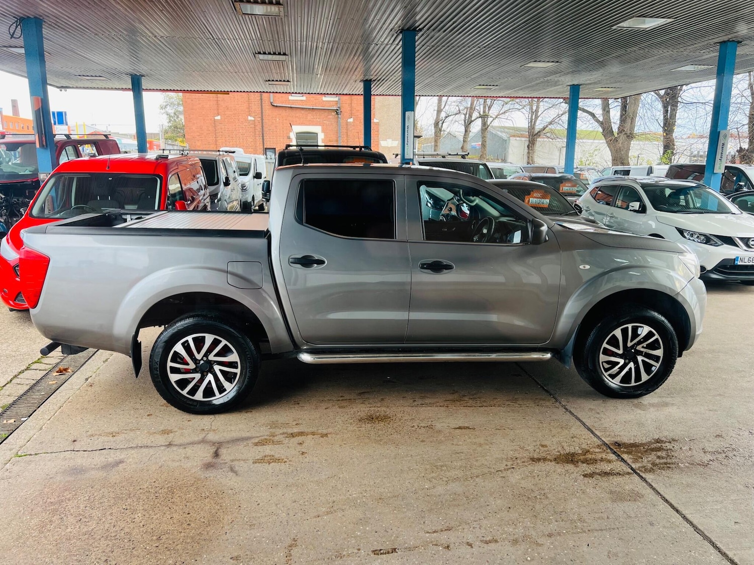 Used Nissan Navara 2019 for sale - 76498588: Photo 21