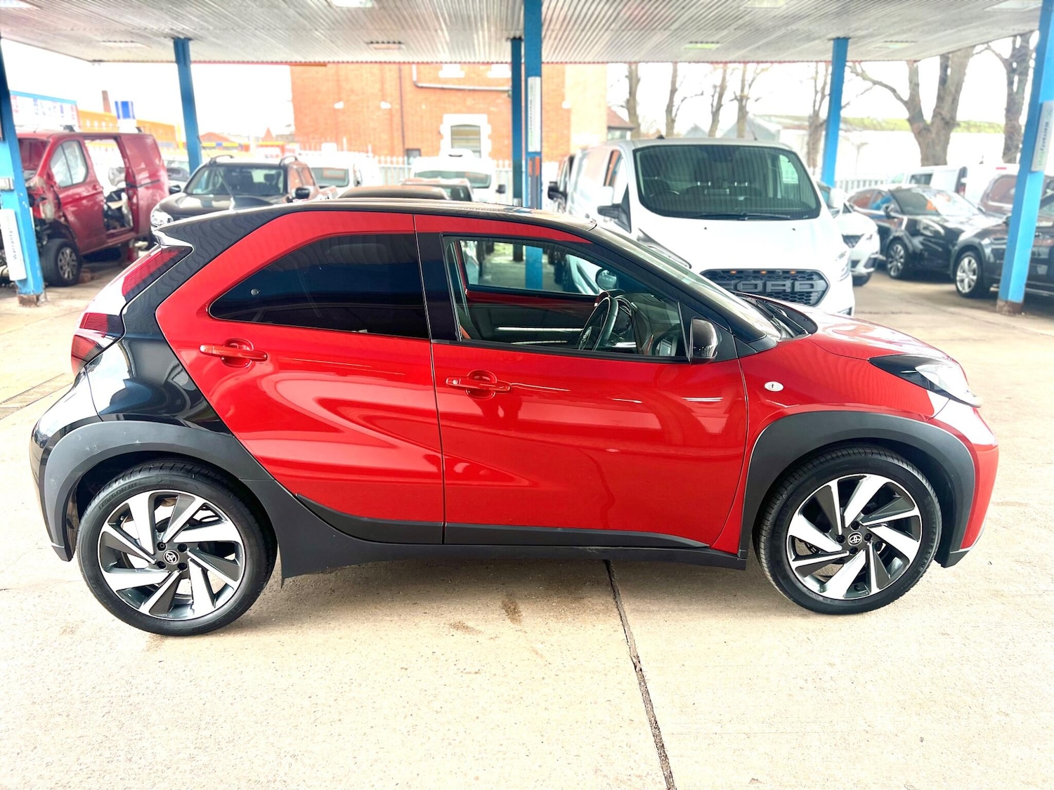 Used Toyota Aygo X 2023 for sale - 77705634: Photo 8