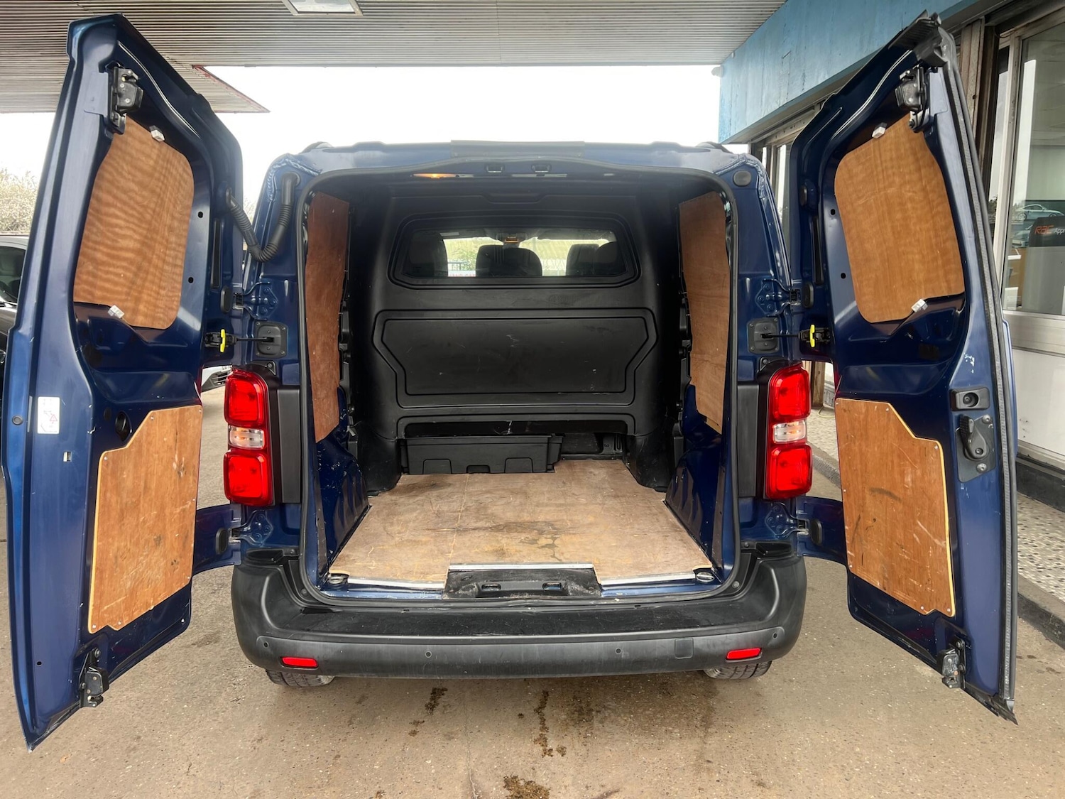 Used Citroen Dispatch 2017 for sale - 77824814: Photo 18