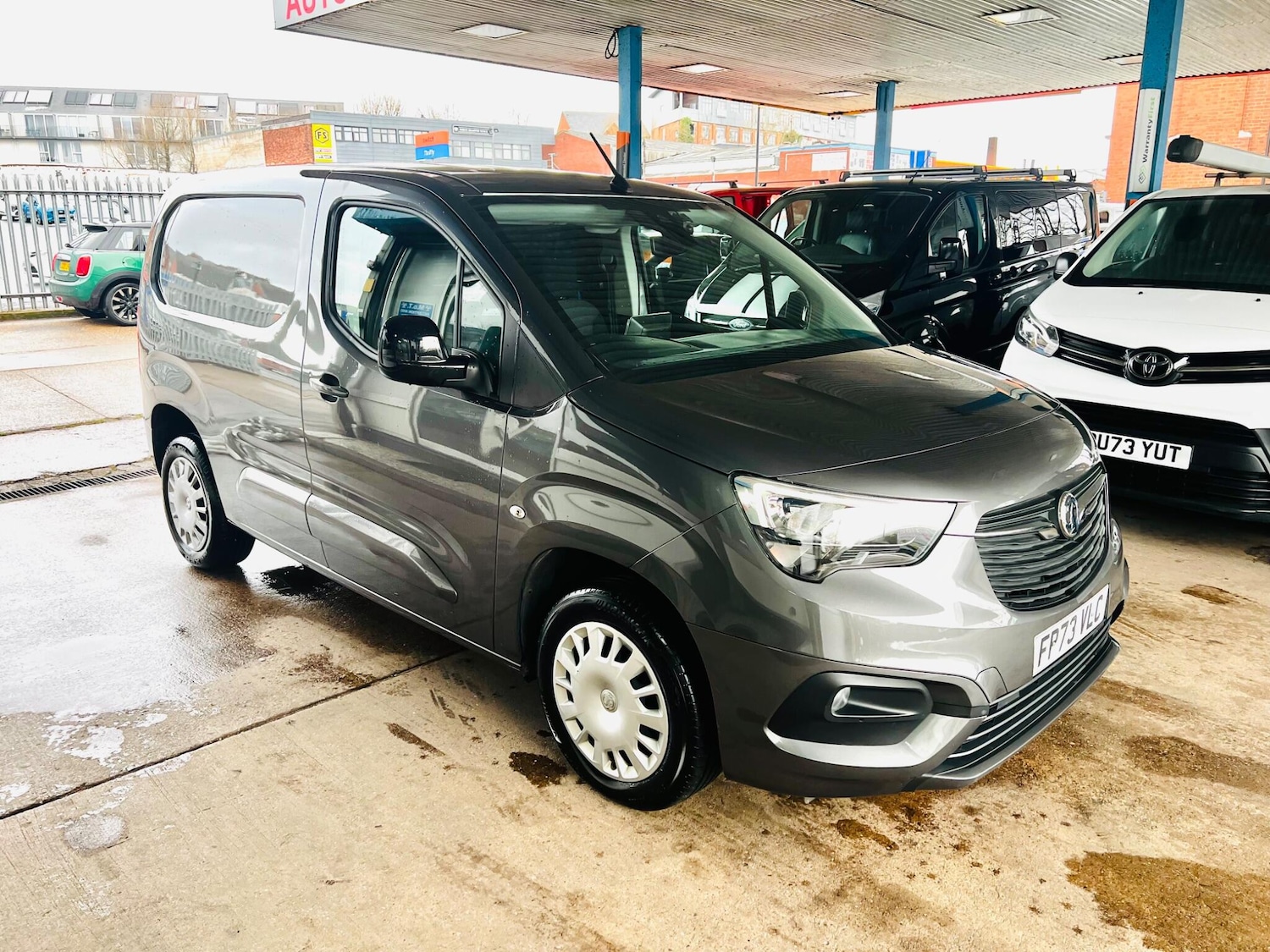 Used Vauxhall Combo 2023 for sale - 77155459: Photo 1