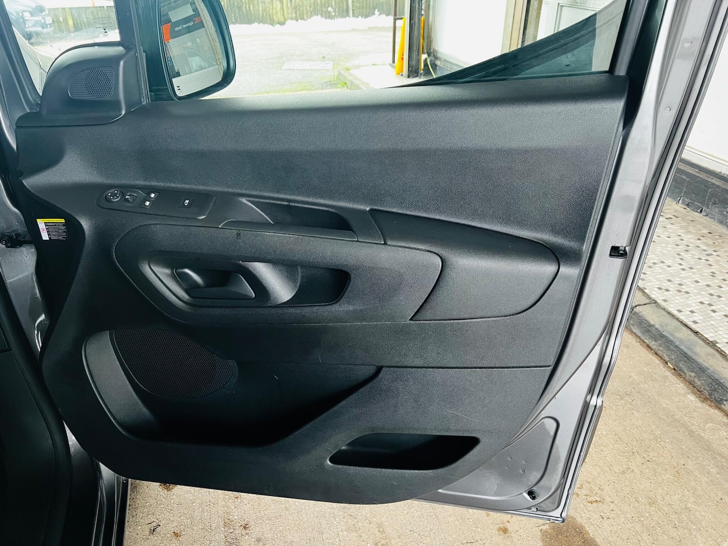 Used Vauxhall Combo 2023 for sale - 77155459: Photo 11