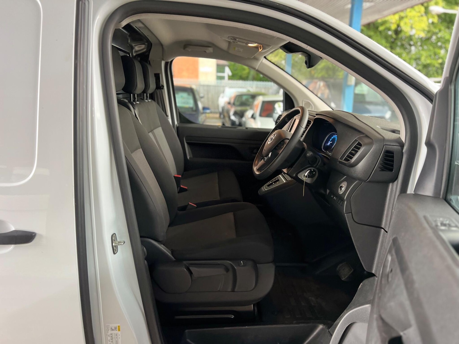 Used Vauxhall Vivaro 2023 for sale - 76991010: Photo 17