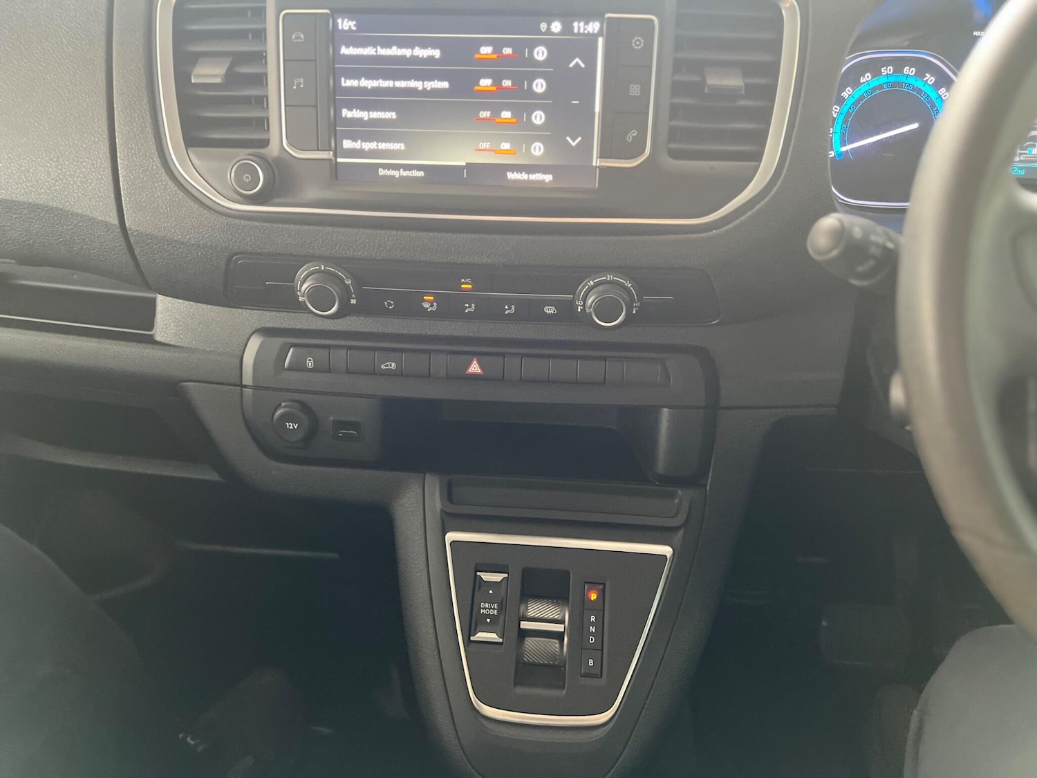 Used Vauxhall Vivaro 2023 for sale - 76991010: Photo 9