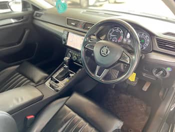 Used Skoda Superb 2016 for sale - 79766361: Photo