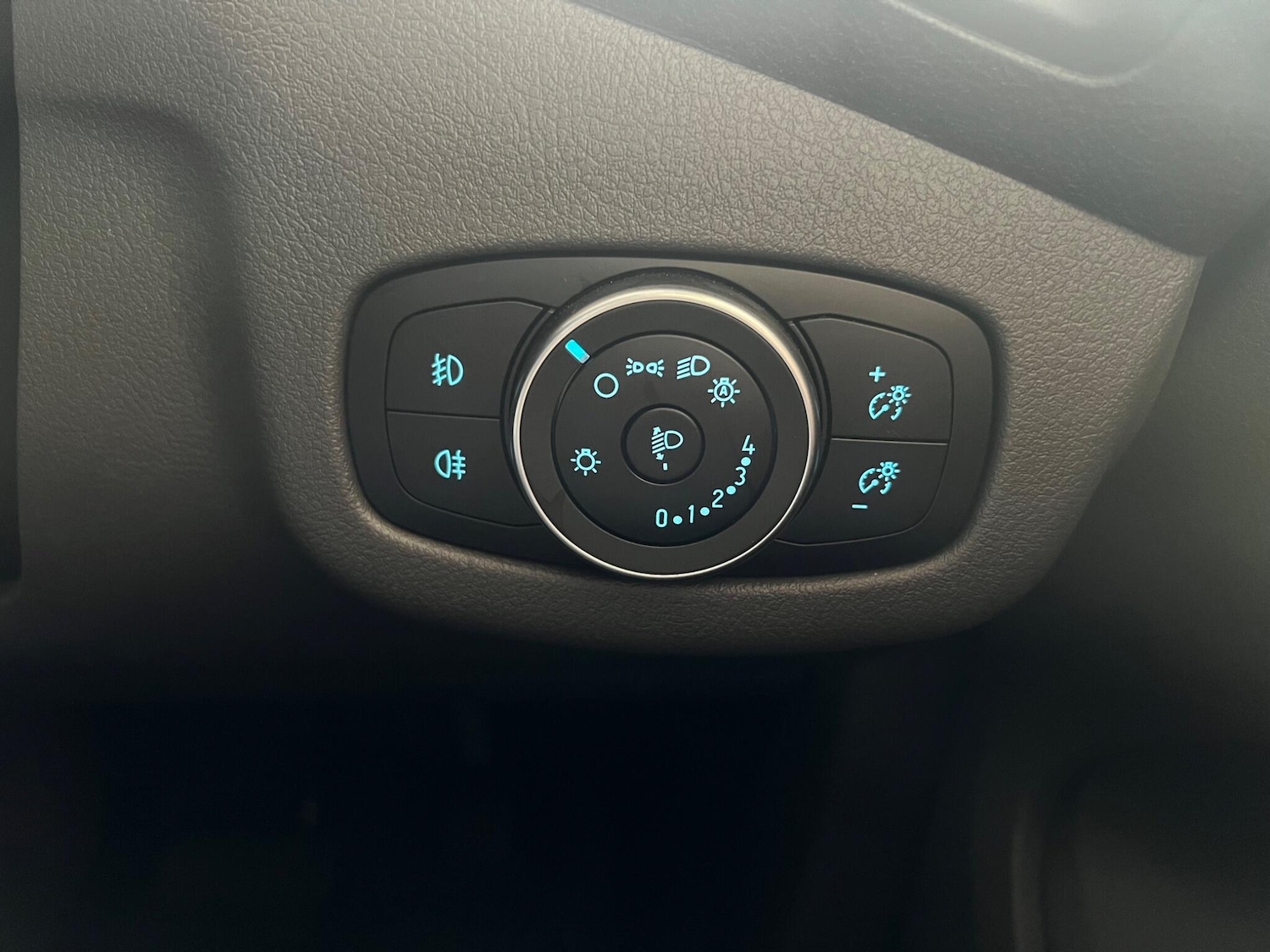 Used Ford Transit Connect 2023 for sale - 76457487: Photo 16