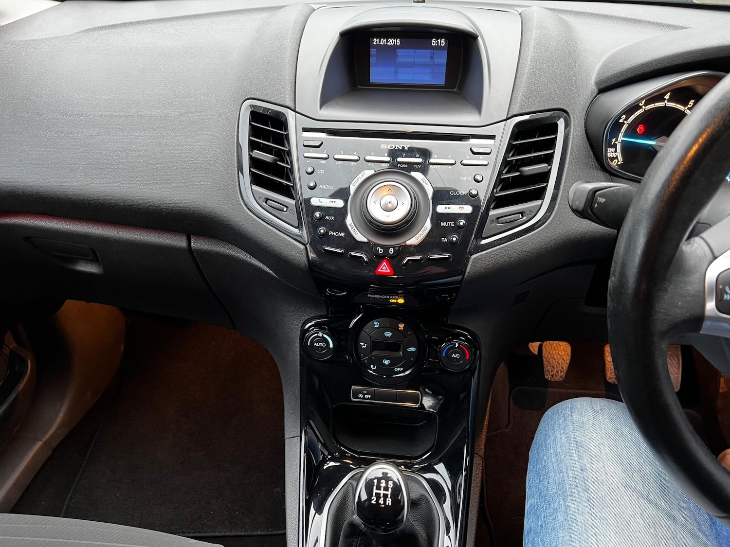Used Ford Fiesta 2015 for sale - 76348943: Photo 18