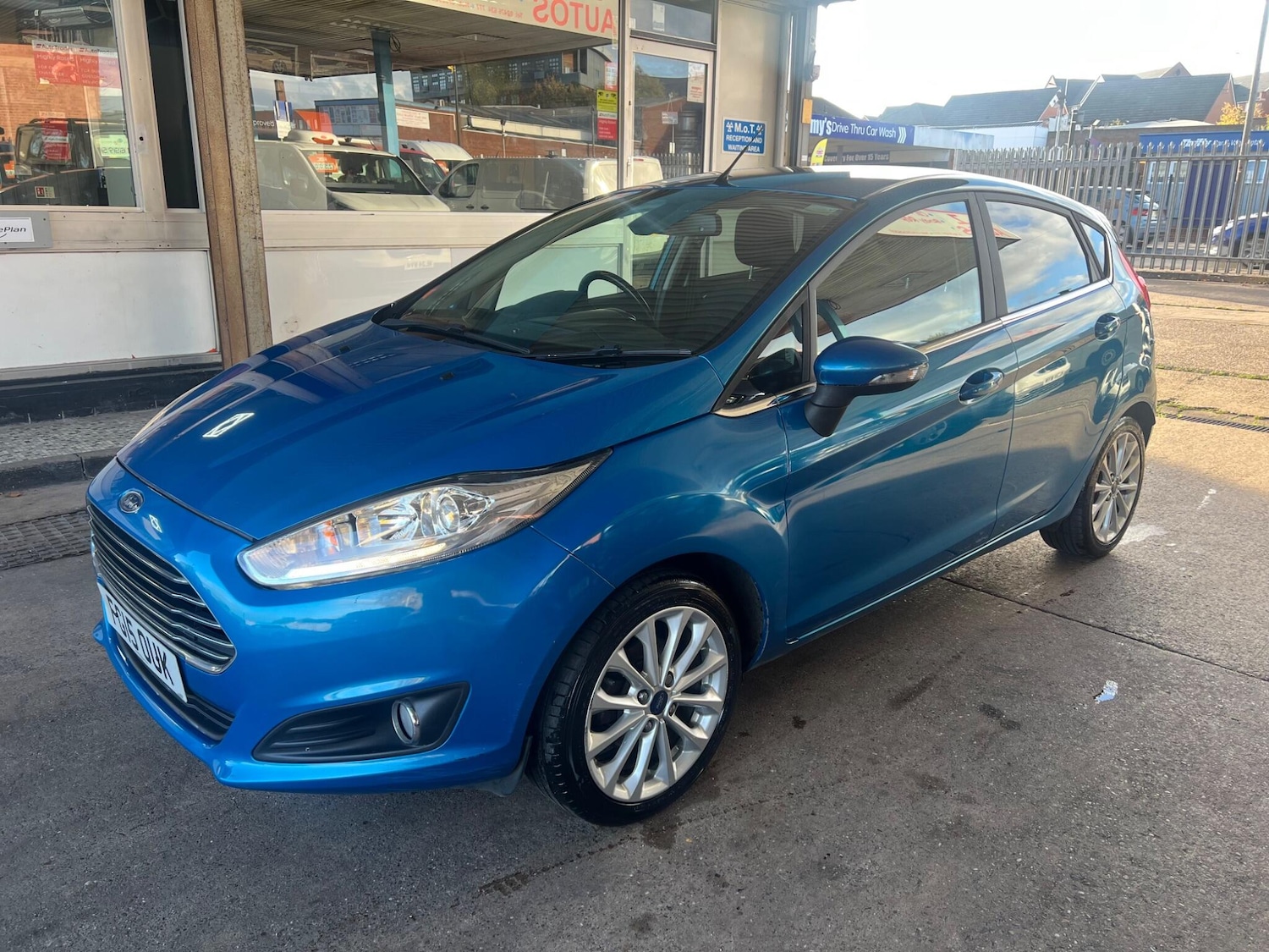 Used Ford Fiesta 2015 for sale - 76348943: Photo 3