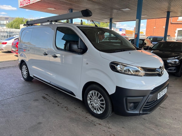 Used Toyota ProAce 2023 for sale - 75532068: Photo 1