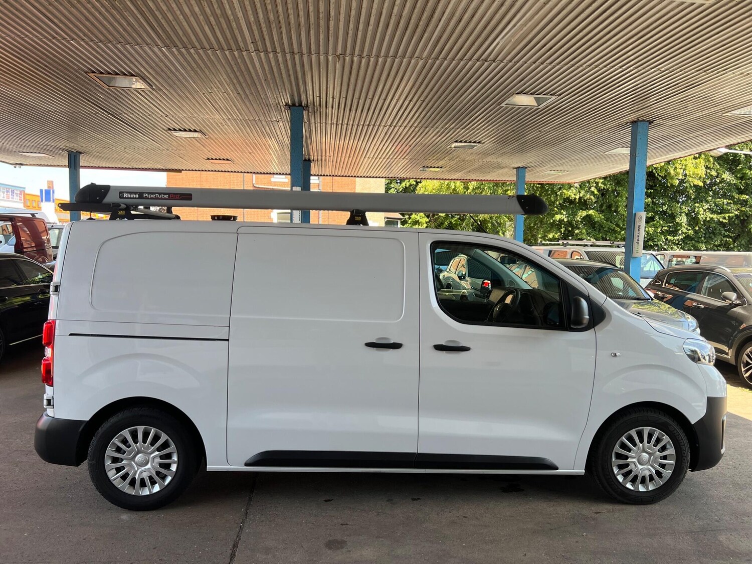 Vehicle 21