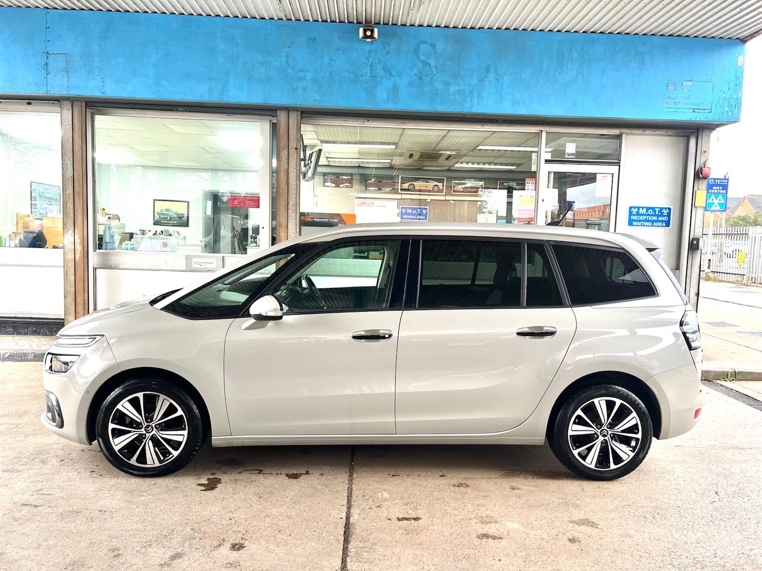 Used Citroen Grand C4 Picasso for sale - 77807765: Photo 4