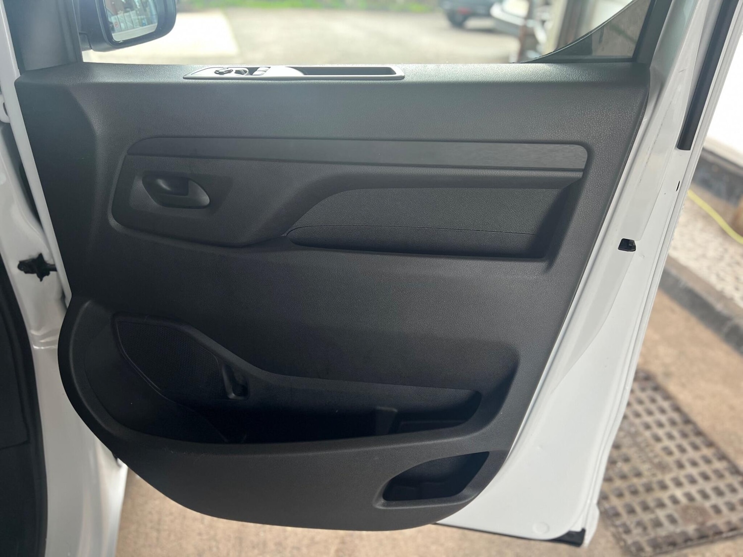 Used Vauxhall Vivaro 2024 for sale - 76997713: Photo 19