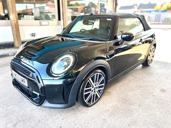 Used MINI Convertible 2023 for sale - 79521103: Photo