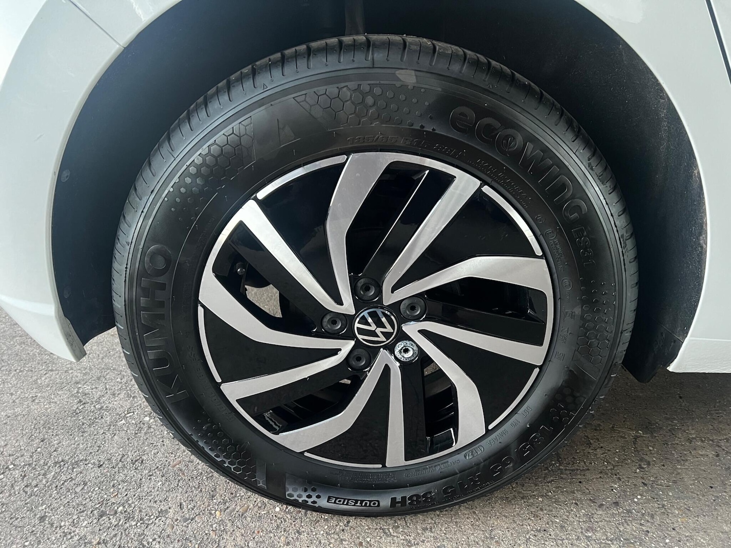 Used Volkswagen Polo 2024 for sale - 77097837: Photo 12