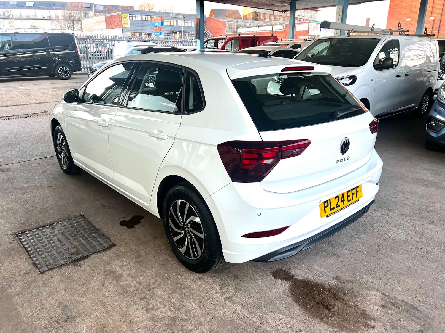 Used Volkswagen Polo 2024 for sale - 77097837: Photo 5