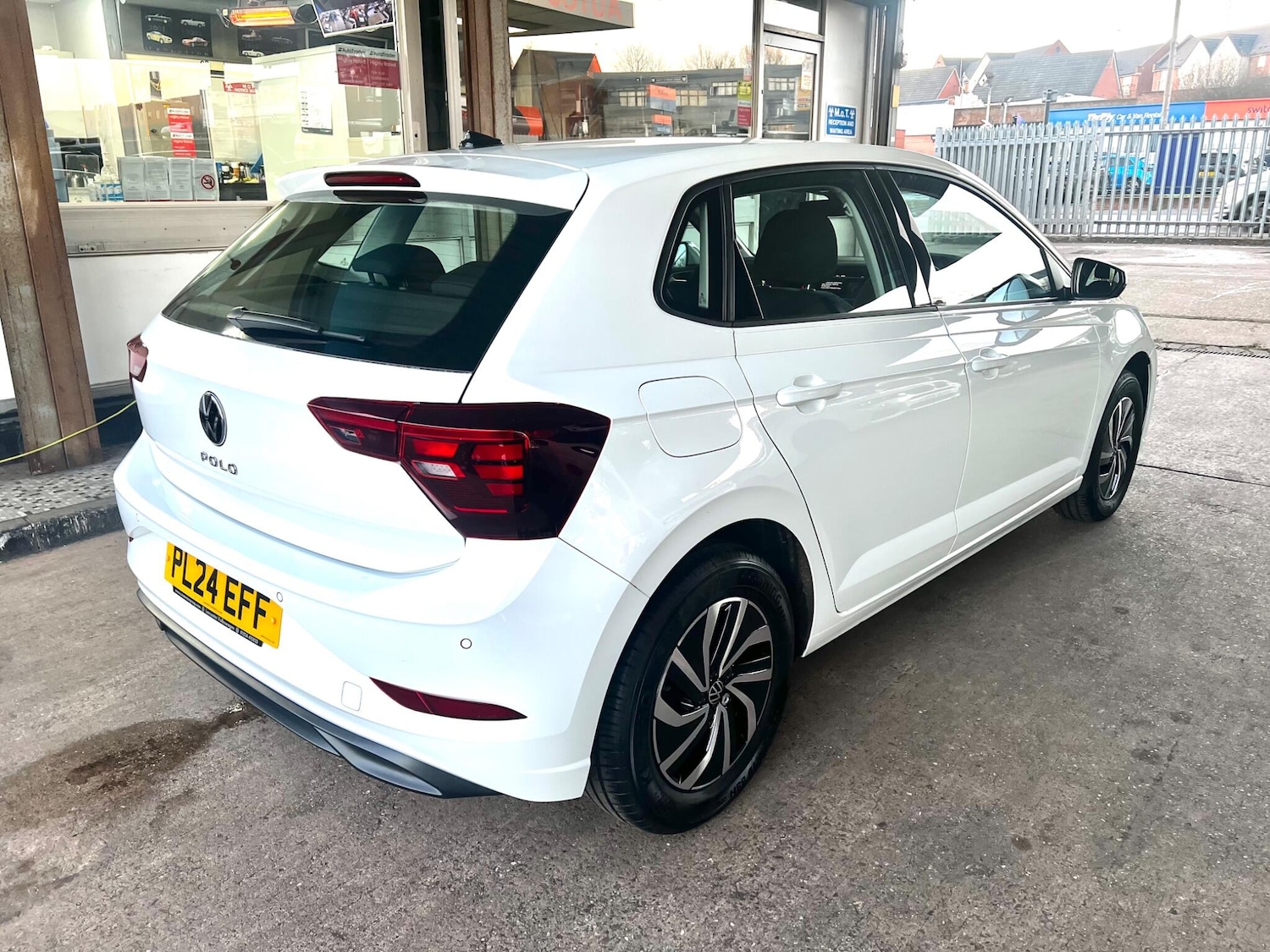 Used Volkswagen Polo 2024 for sale - 77097837: Photo 7