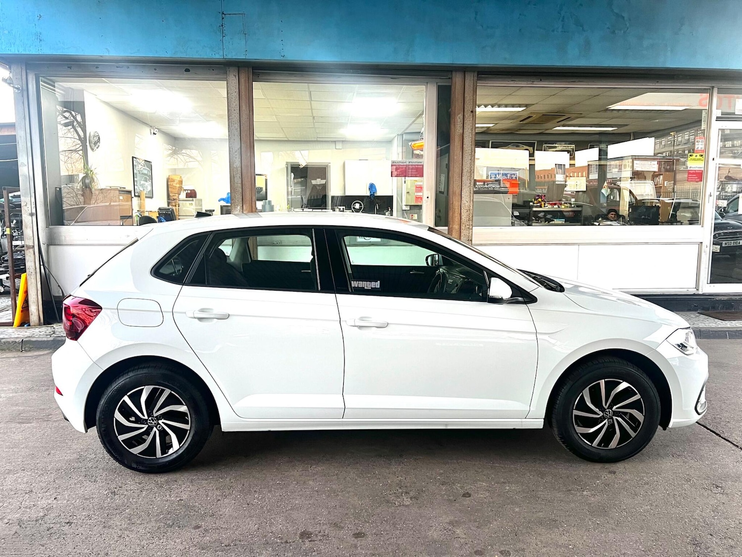 Used Volkswagen Polo 2024 for sale - 77097837: Photo 8