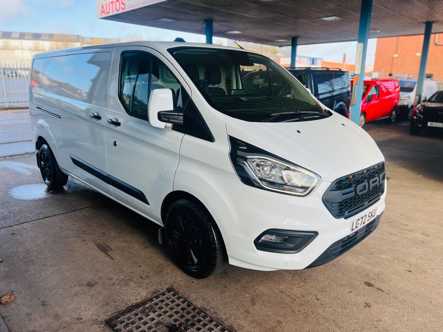 Used Ford Transit Custom 2022 for sale - 76742995: Photo 1