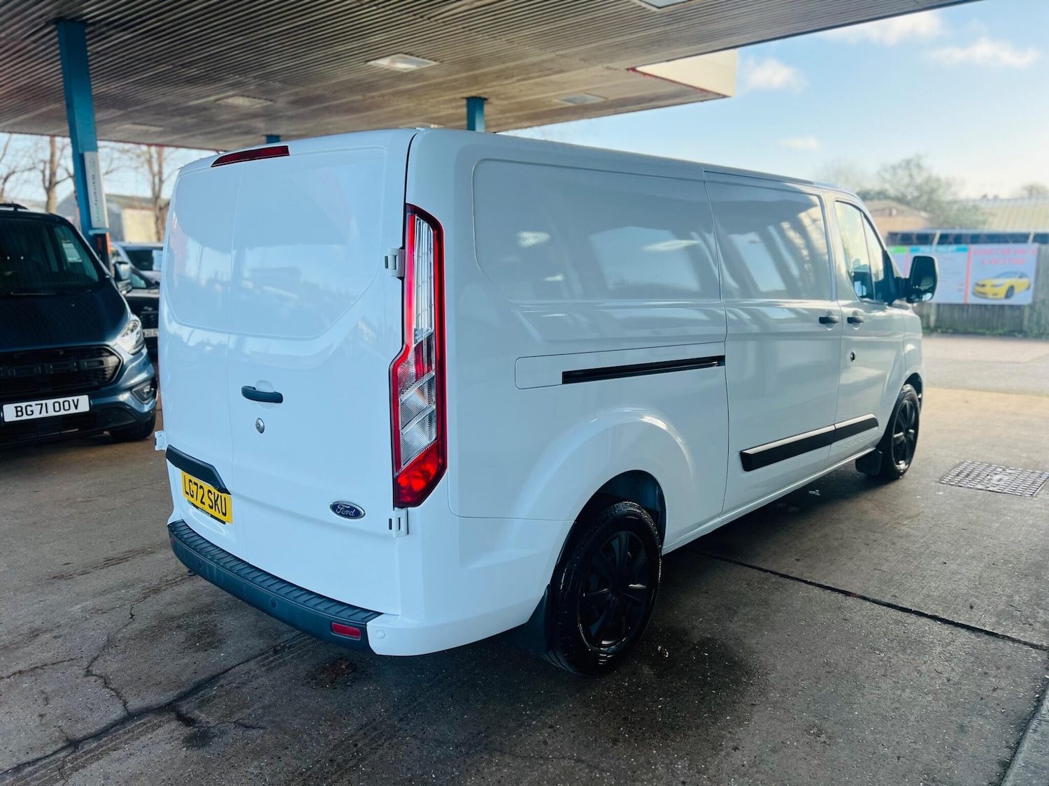 Used Ford Transit Custom 2022 for sale - 76742995: Photo 14