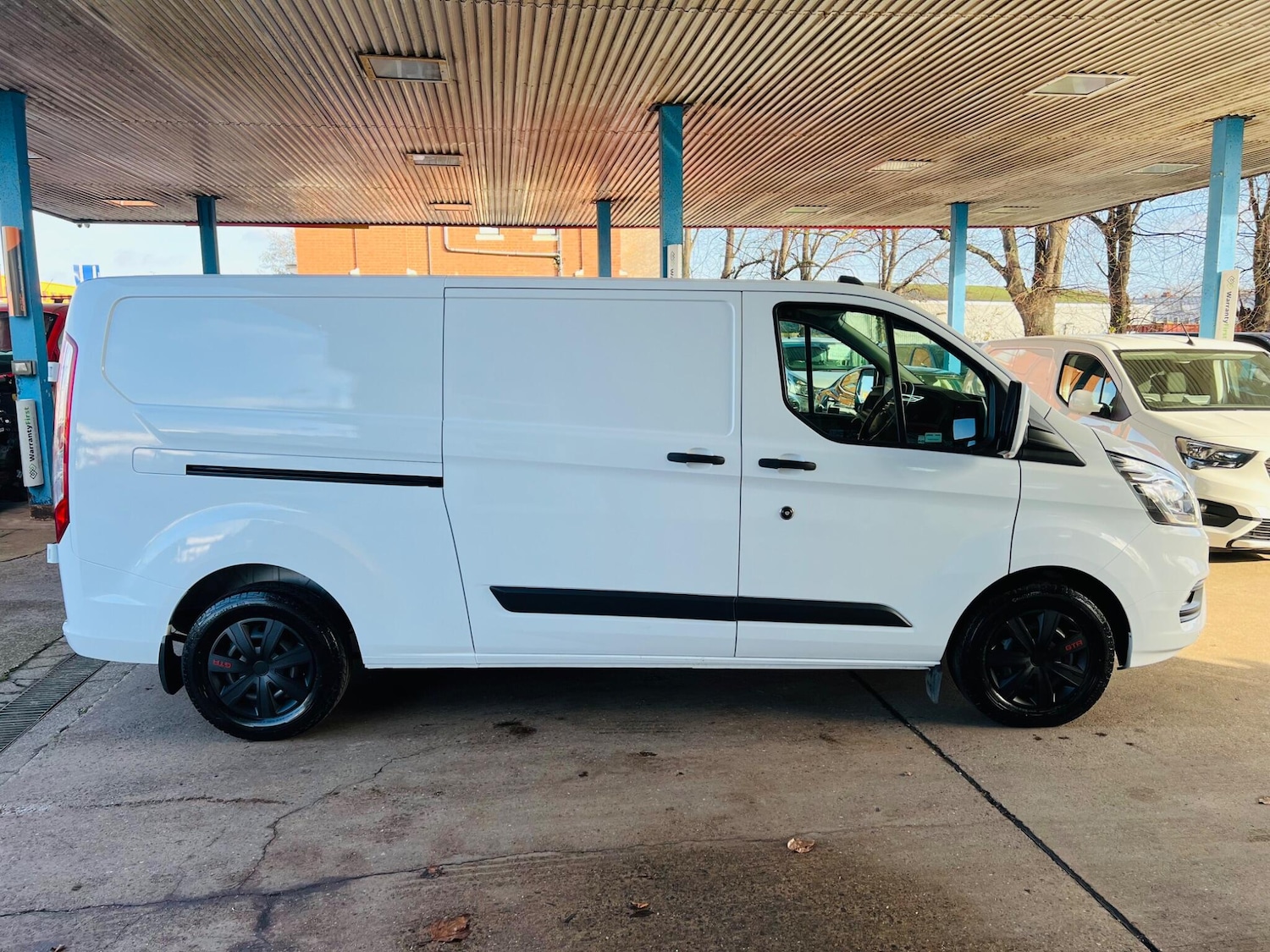 Used Ford Transit Custom 2022 for sale - 76742995: Photo 15