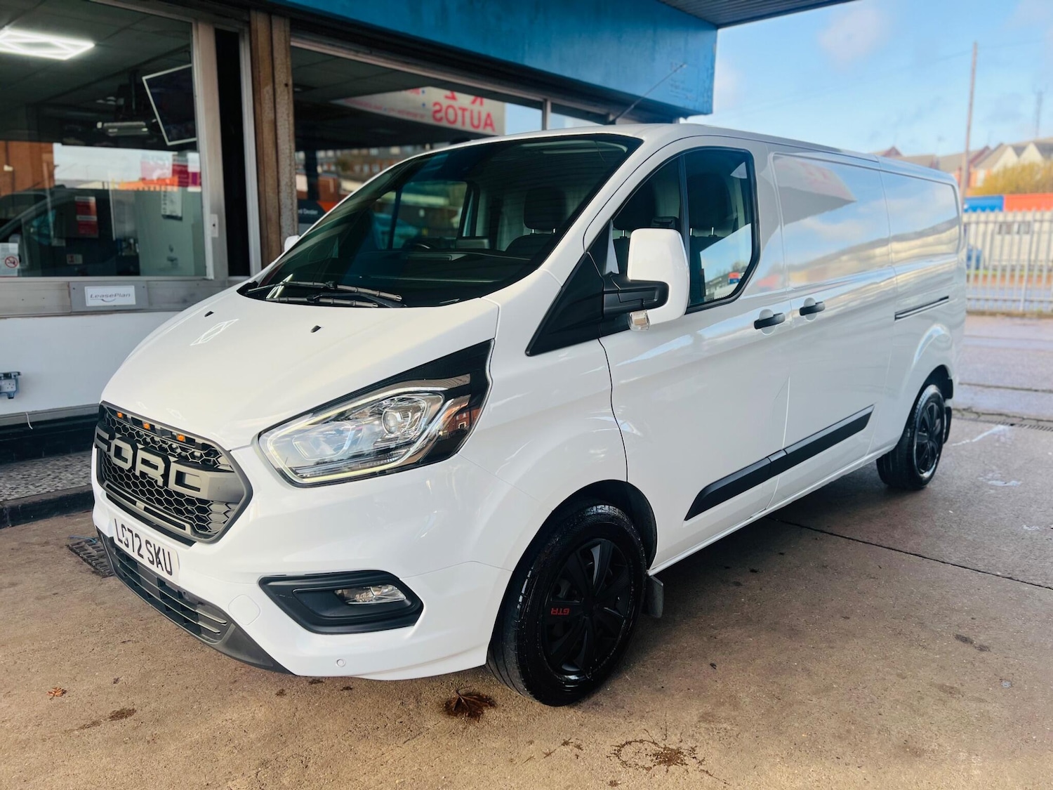 Used Ford Transit Custom 2022 for sale - 76742995: Photo 3