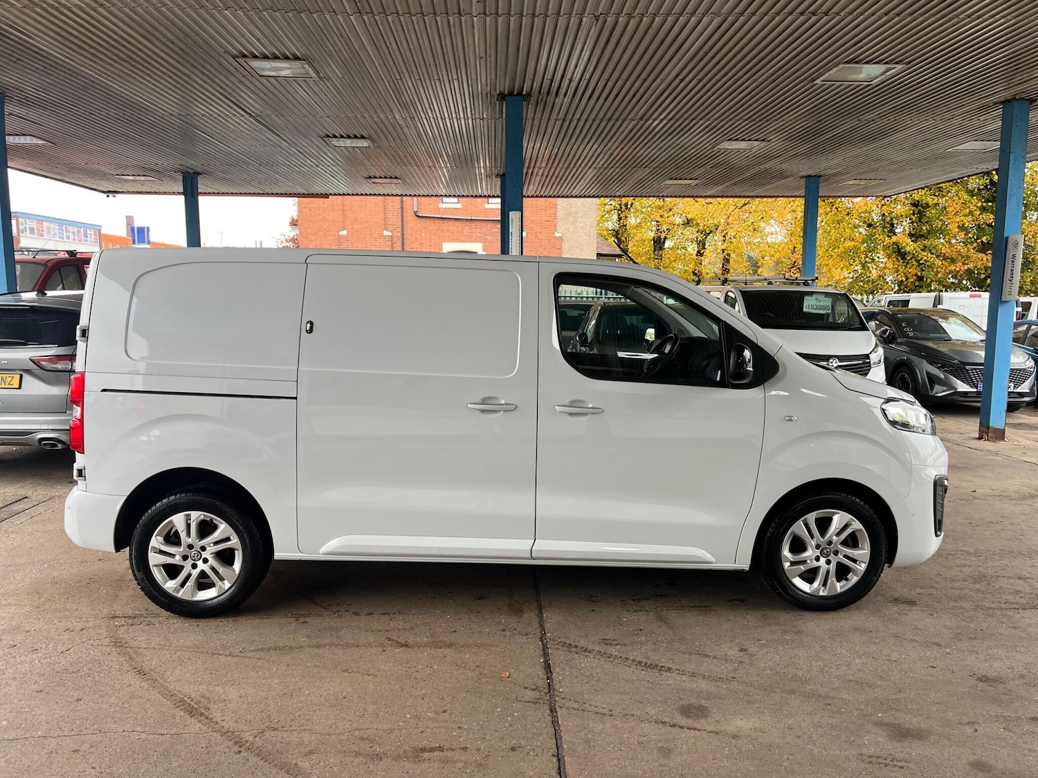 Used Vauxhall Vivaro 2023 for sale - 76997351: Photo 18