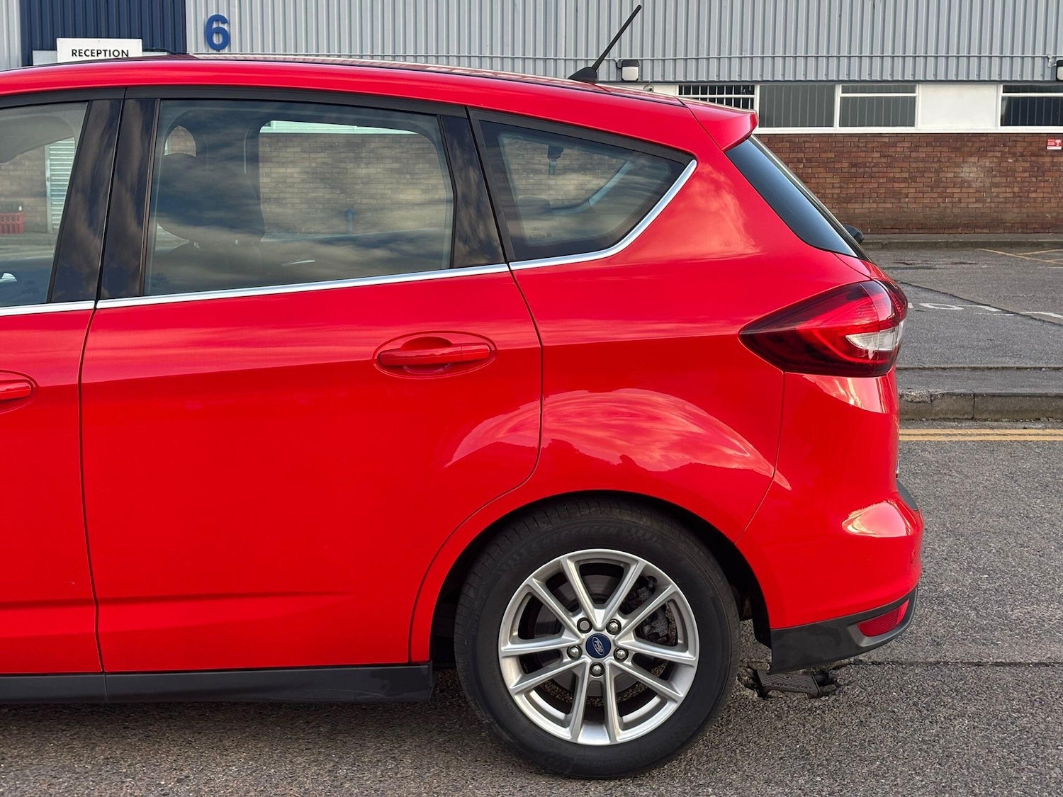 Used Ford C-Max 2018 for sale - 78116131: Photo 24